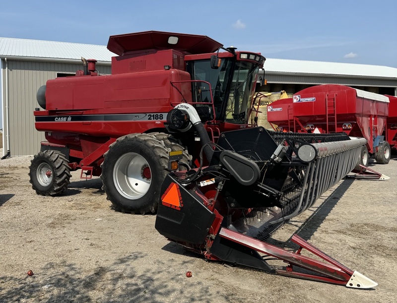 1997 CASE IH 2188 COMBINE PACKAGE WITH FLEX HEAD