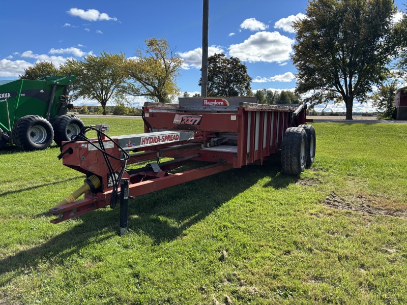 2011 HAGEDORN 2277 MANURE SPREADER
