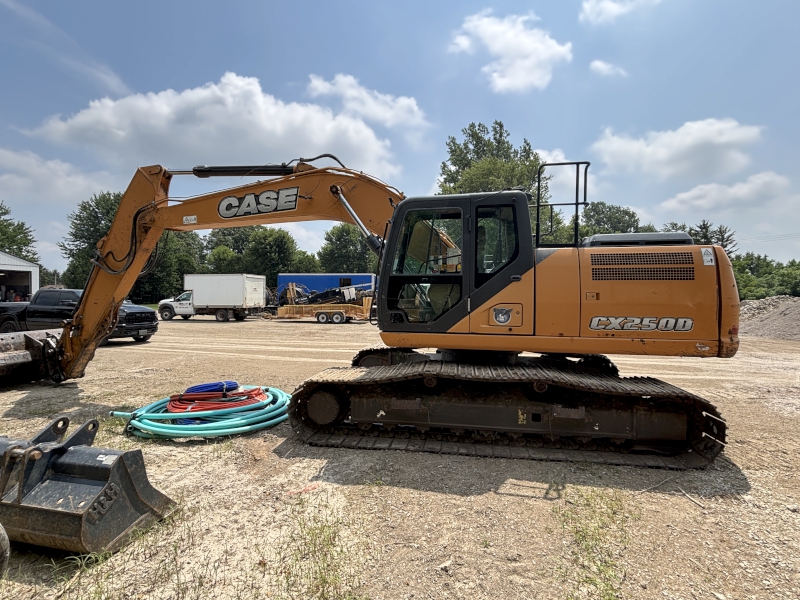 2015 CASE CX250D LARGE CRAWLER EXCAVATOR