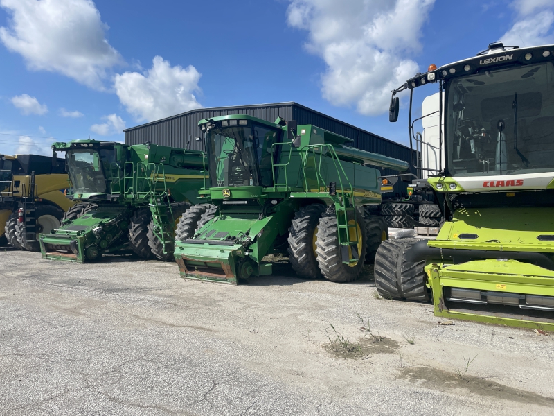 2004 JOHN DEERE 9860STS COMBINE