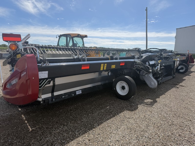 2025 MACDON FD240 DRAPER HEAD