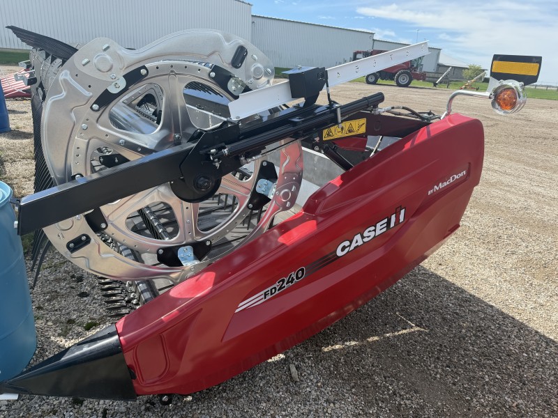 2025 MACDON FD240 DRAPER HEAD