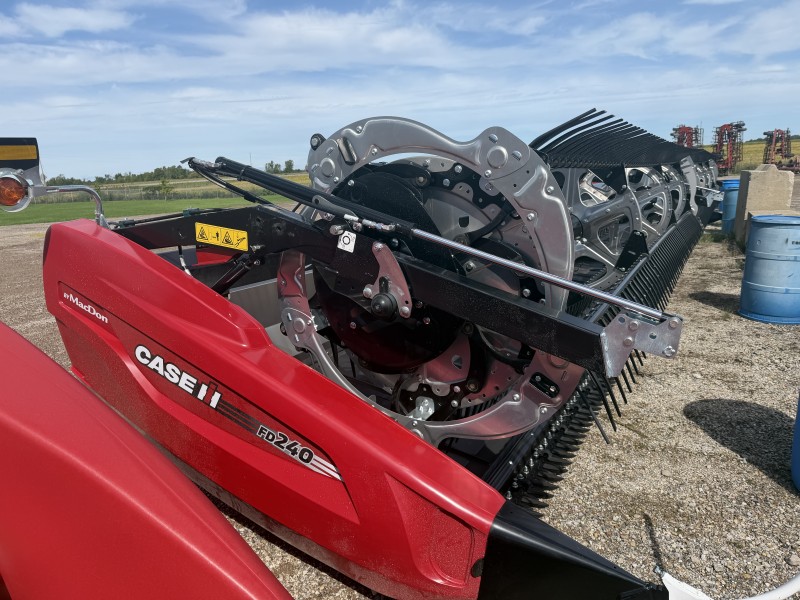 2025 MACDON FD240 DRAPER HEAD