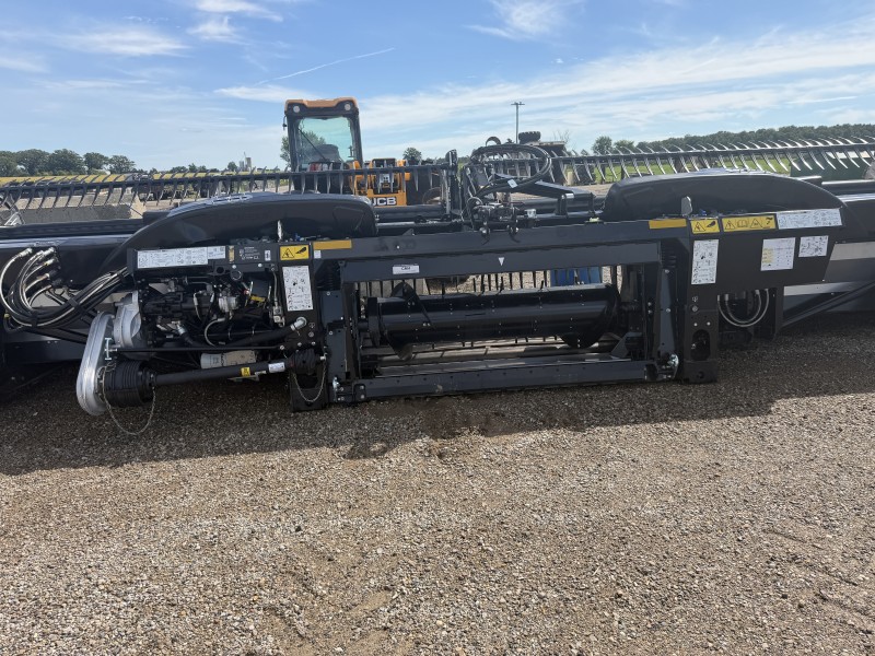 2025 MACDON FD240 DRAPER HEAD