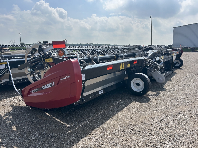 2025 MACDON FD240 DRAPER HEAD
