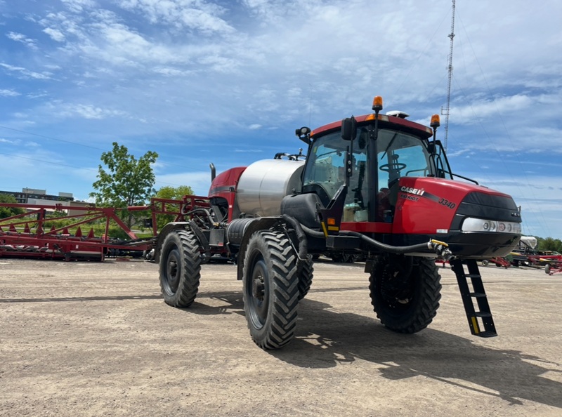 2015 CASE IH PATRIOT 3340 SELF PROPELLED SPRAYER