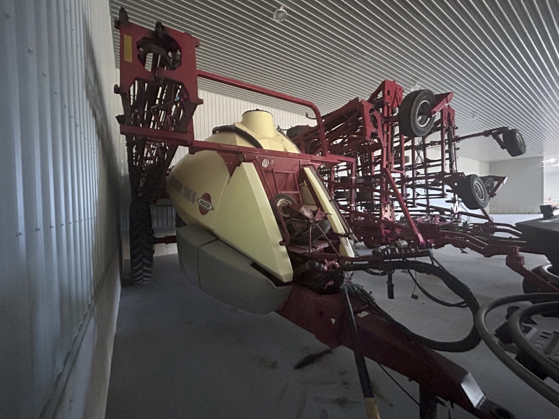 2012 HARDI COMMANDER 1000 PULL TYPE SPRAYER