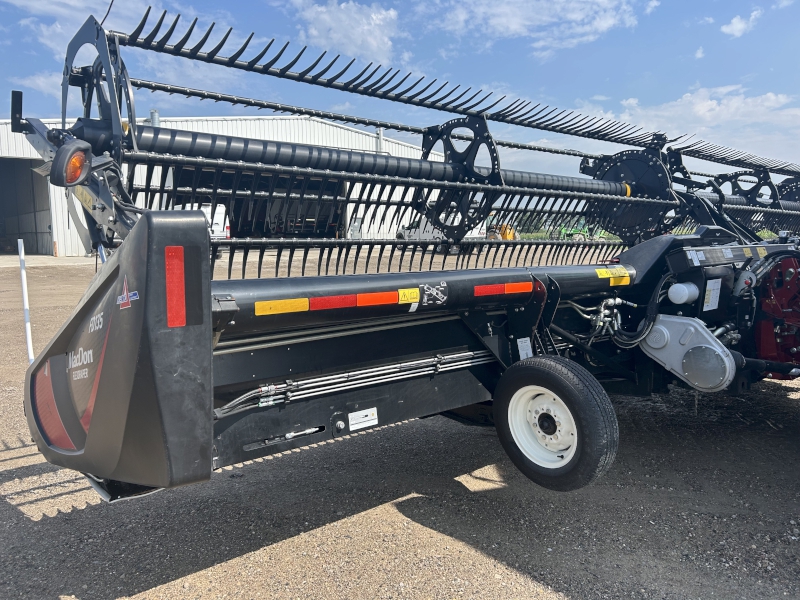 2020 MACDON FD135 FLEX DRAPER HEAD