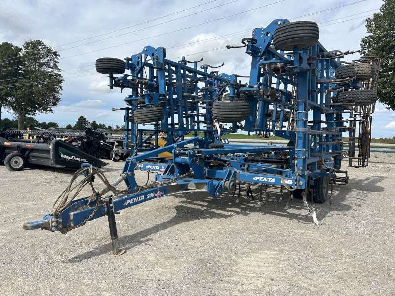 2013 PENTA 200S-42 ROW CROP CULTIVATOR