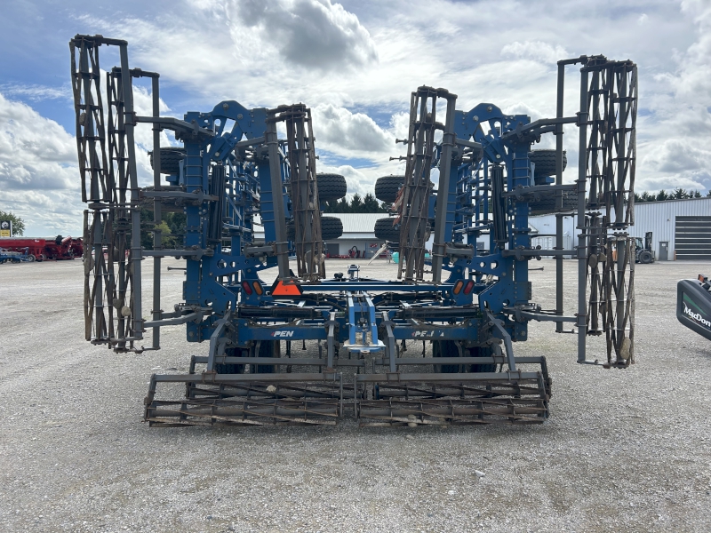 2013 PENTA 200S-42 ROW CROP CULTIVATOR