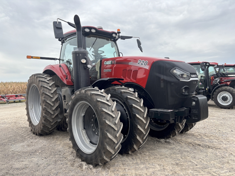 2022 CASE IH MAGNUM 220 TRACTOR