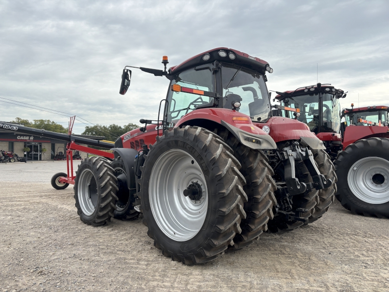 2022 CASE IH MAGNUM 220 TRACTOR