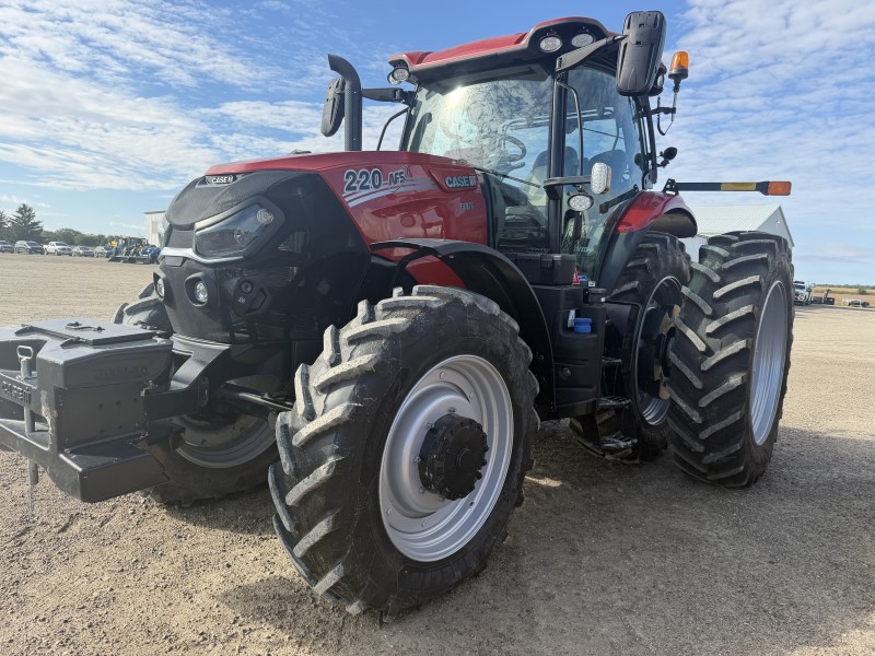 2023 CASE IH PUMA 220 TRACTOR