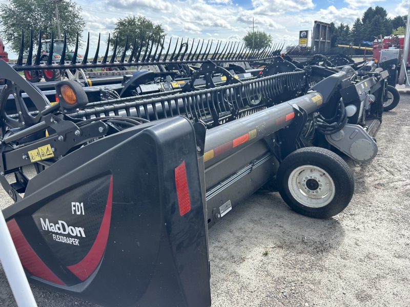 2018 MACDON FD135 DRAPER HEAD