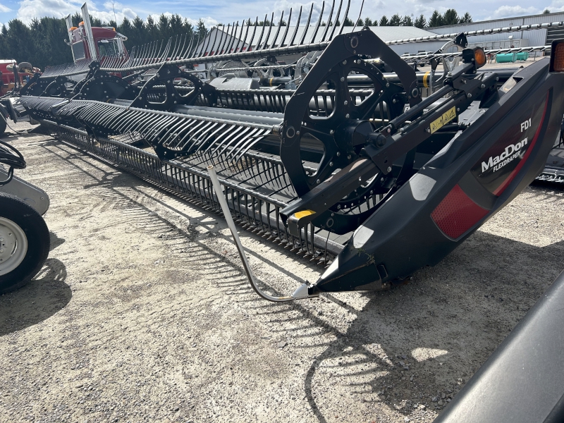 2018 MACDON FD135 DRAPER HEAD