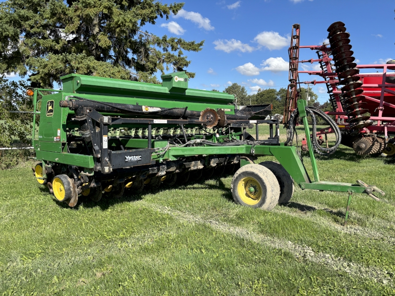1993 JOHN DEERE 750 NO-TILL DRILL