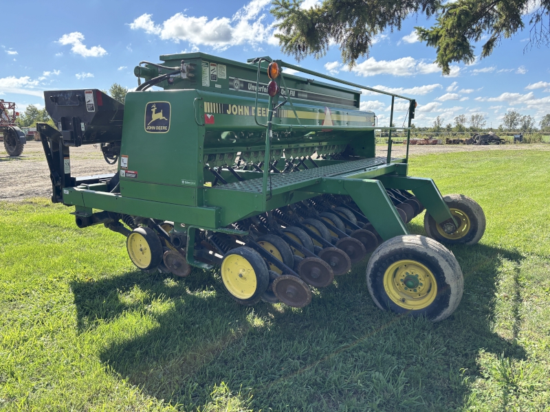1993 JOHN DEERE 750 NO-TILL DRILL