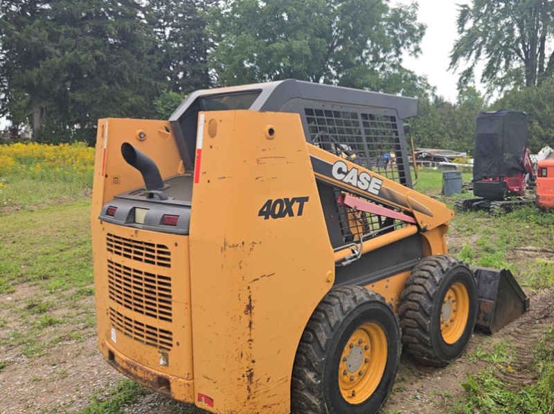 2003 CASE 40XT SKID STEER LOADER