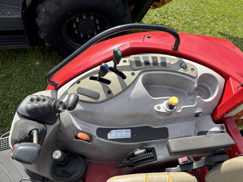 2018 CASE IH FARMALL 105C TRACTOR WITH LOADER