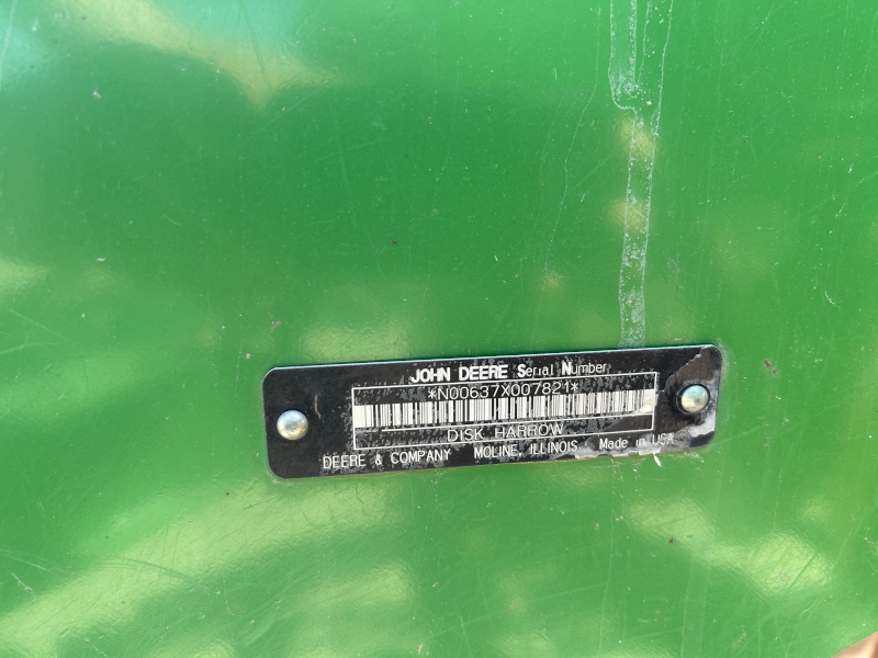 2002 JOHN DEERE 637 DISC HARROW