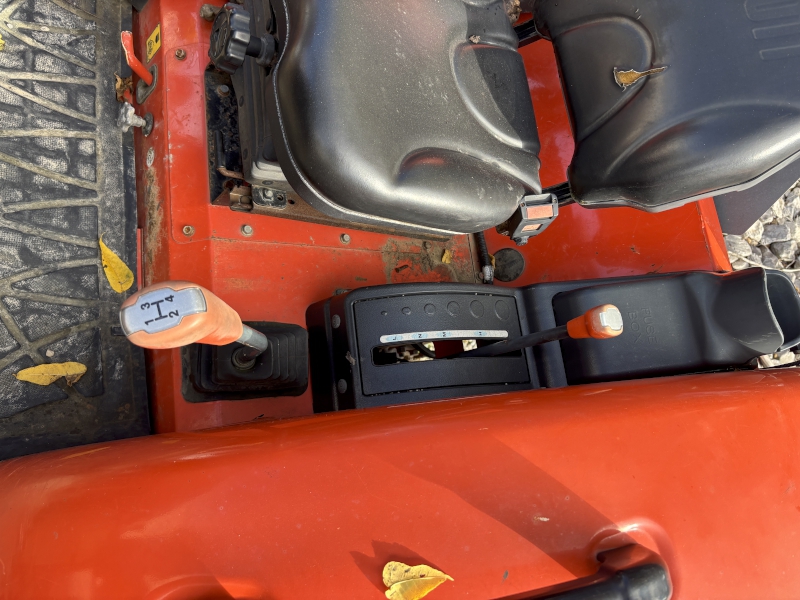 2014 KIOTI RX7320PBA TRACTOR WITH LOADER