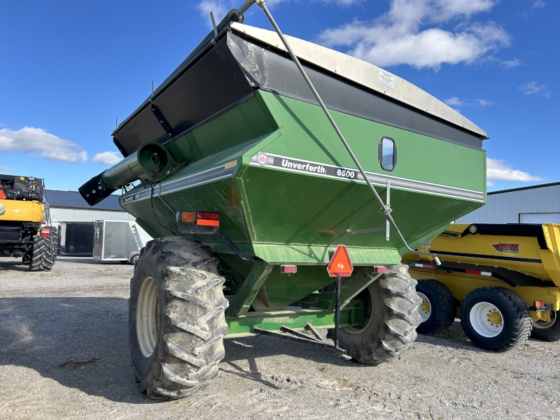 2004 UNVERFERTH 6500 GRAIN CART