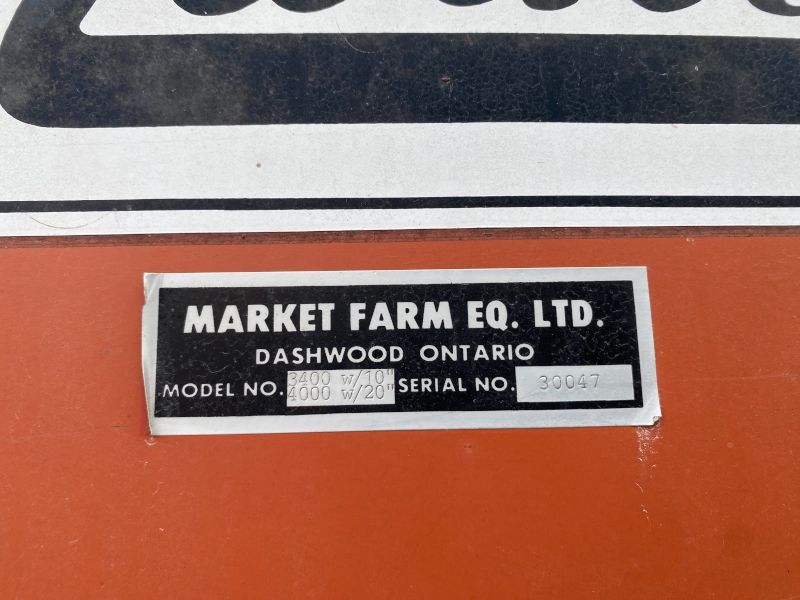1989 MARKET 4000 GRAVITY BOX