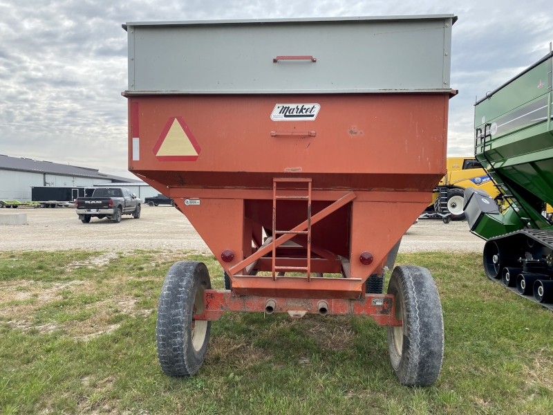 1989 MARKET 4000 GRAVITY BOX