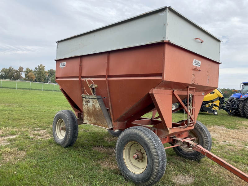 1989 MARKET 4000 GRAVITY BOX