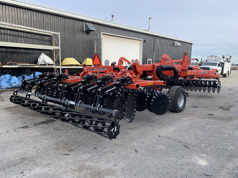 2023 KUHN DOMINATOR 4860-7 DISC RIPPER ***NEW DEMO UNIT-SPECIAL PRICING***