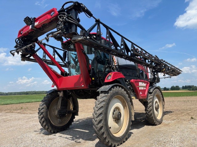 2022 MILLER NITRO 7310 SELF PROPELLED SPRAYER