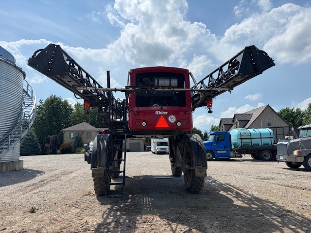 2022 MILLER NITRO 7310 SELF PROPELLED SPRAYER