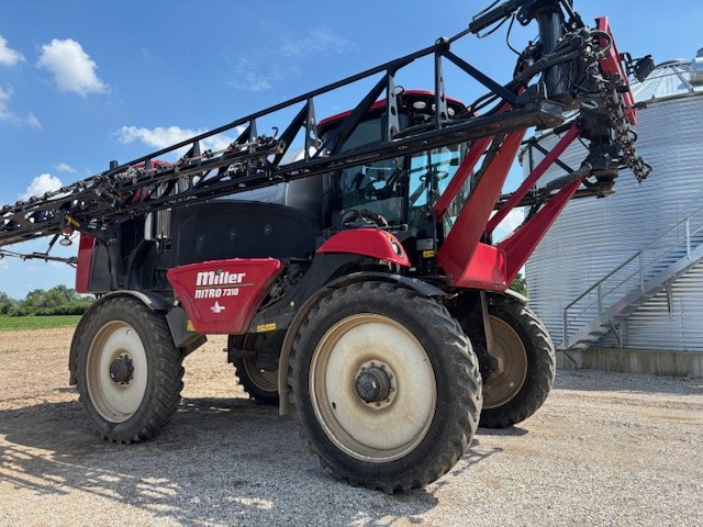 2022 MILLER NITRO 7310 SELF PROPELLED SPRAYER
