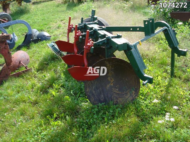 Tillage - Plows  3F Plow Photo