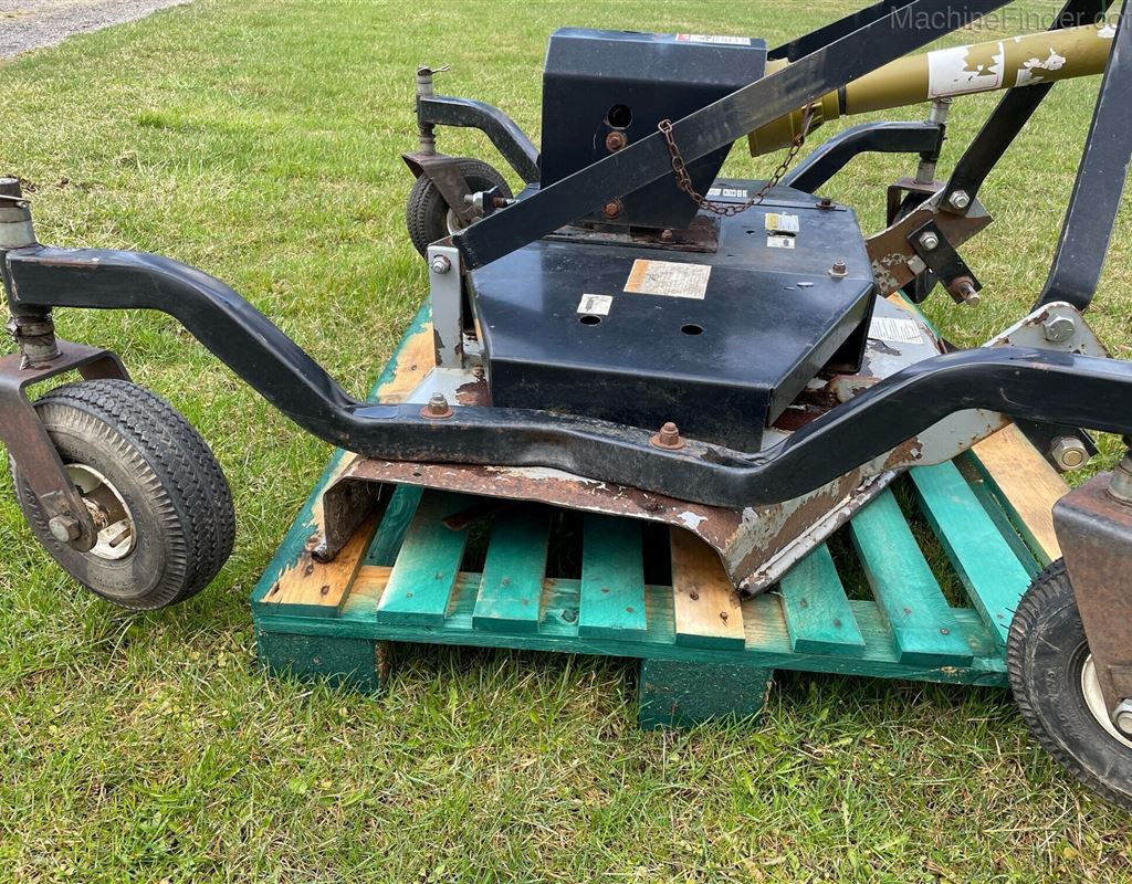 Attachments & Implements  WALCO DOUGLAS Grooming Mower Photo