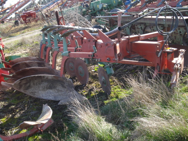 Tillage - Plows  Kverneland Plow Photo