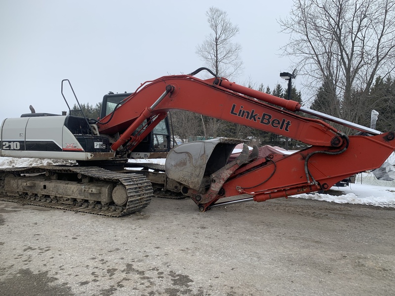 Link Belt 210 LX Excavator with hydraulic thumb
