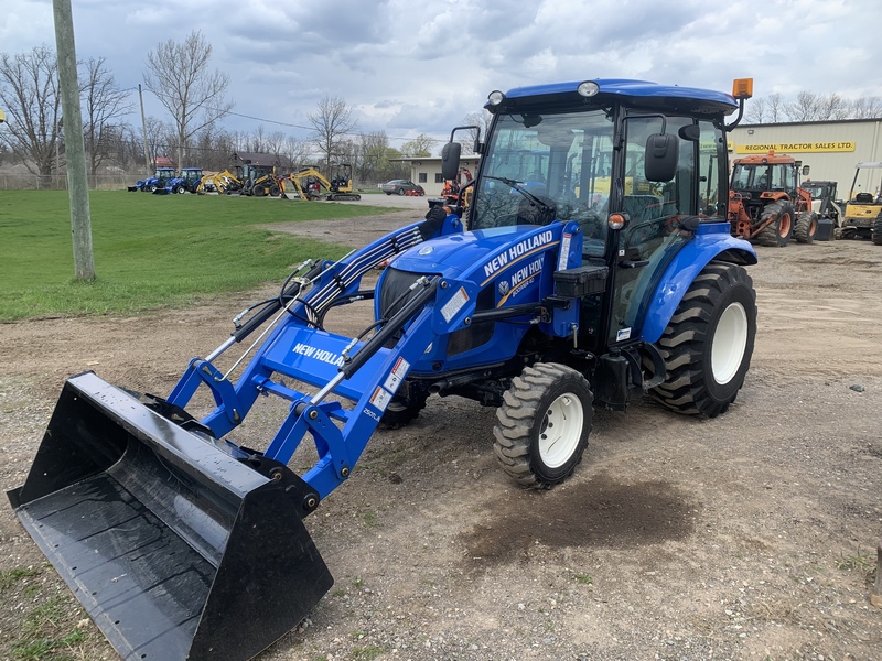 New Holland Boomer 40 Cab Loader Tractor