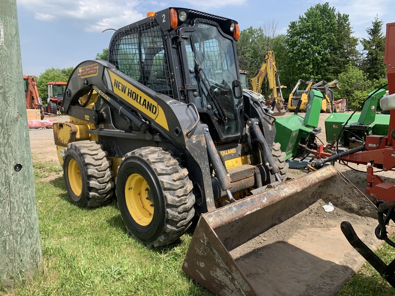 New Holland L225 Skid Steer Loader for sale