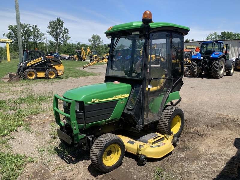 John Deere 2210 Tractor/cab/mower/plow/salter