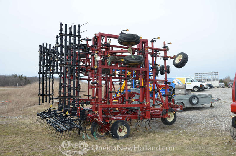 Tillage  2012 Salford 700 Cultivator Photo