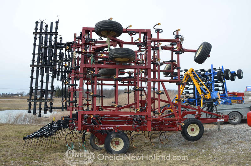 Tillage  2012 Salford 700 Cultivator Photo