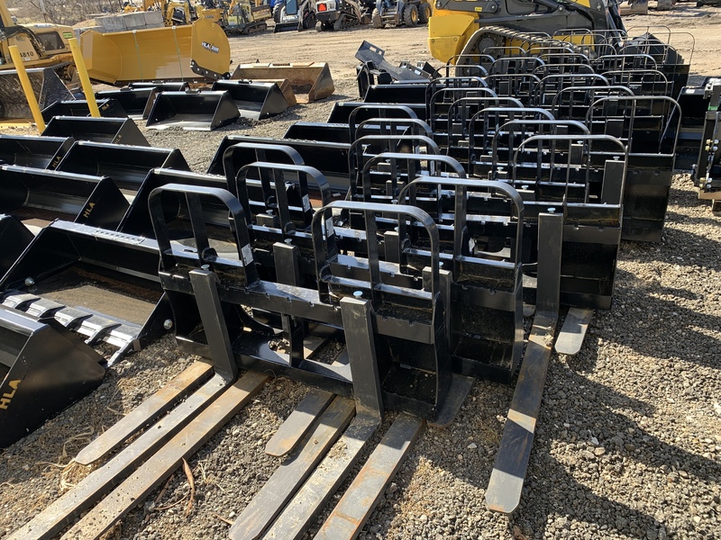 HLA 4200 lbs 48” pallet forks 