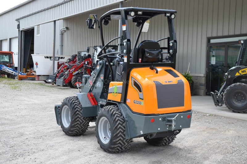 Construction and Material Handling  New Giant G2200E Wheel Loader Photo