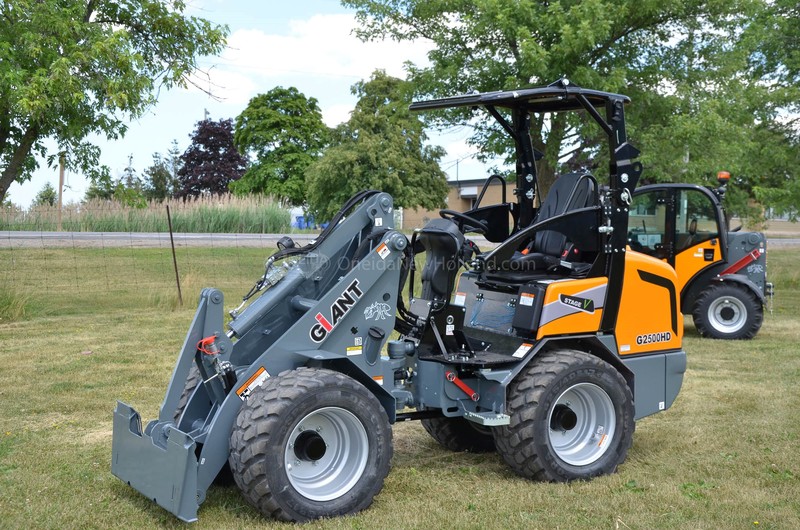 Construction and Material Handling  New G2500 HD Wheel Loader  Photo