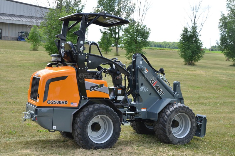 Construction and Material Handling  New G2500 HD Wheel Loader  Photo