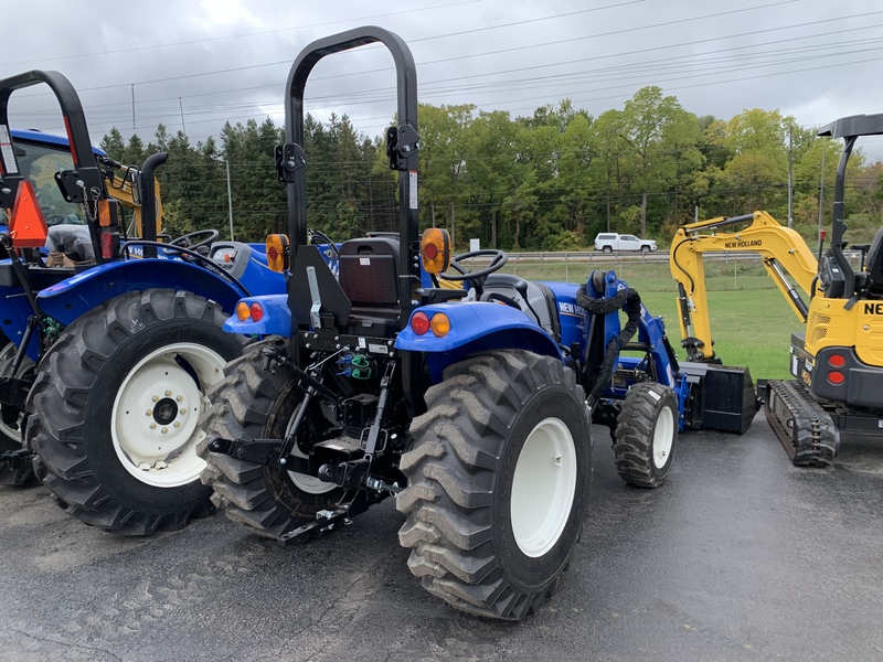 New Holland Boomer 35 Compact Tractor 