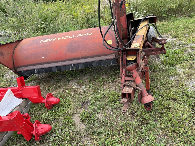 New Holland Crop Chopper