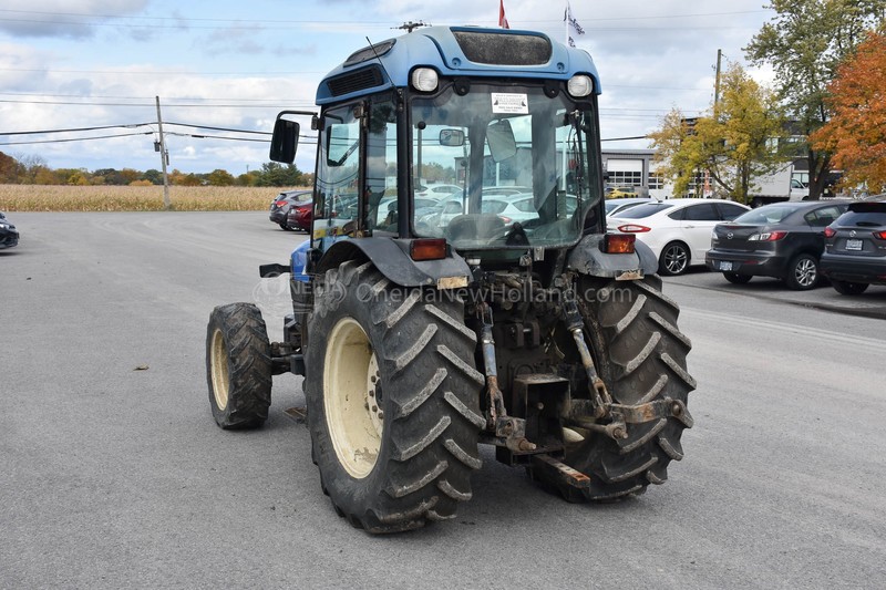 Tractors  2004 New Holland TN95F Tractor Photo