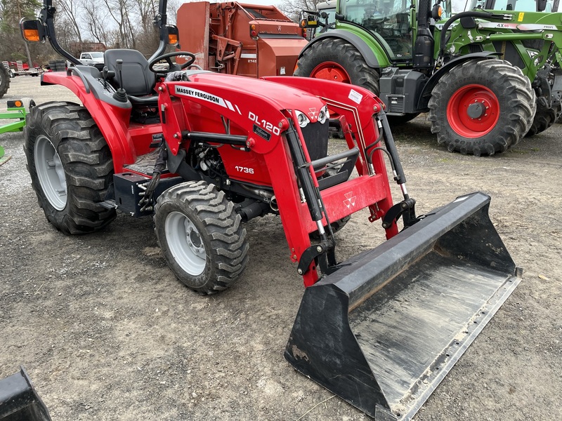 2014 Massey Ferguson 1736 Tractor with Loader